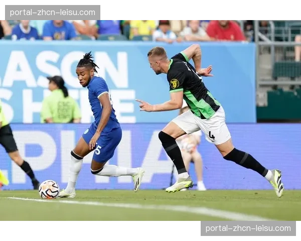 切尔西1-0小胜布伦特福德,波切蒂诺的三后卫体系见效