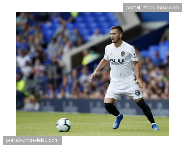 特写：重伤400天后，瓦伦西亚队长加亚重返赛场